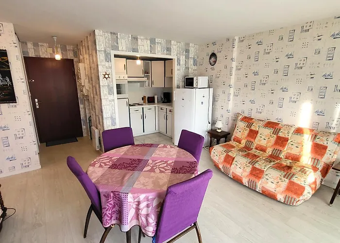 Apartmán T2 : Grande Terrasse Equipee, Parking, A 200m De La Et 400m De La - Fr-1-92-735 Les Sables-dʼOlonne